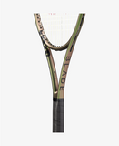 WILSON BLADE 98 16X19 V8 TENNIS RACKET
